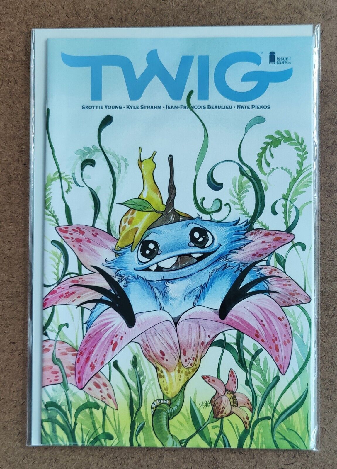 Twig  #1C Peach Momoko Variant 2022