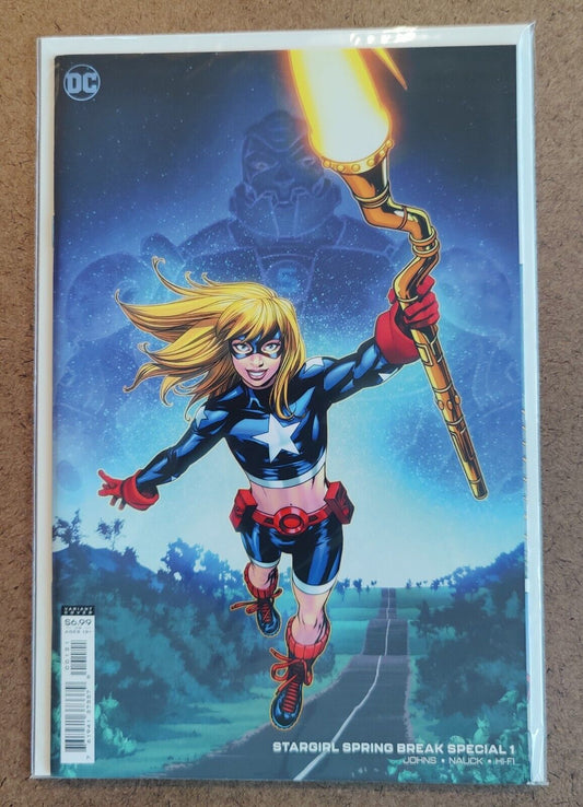 Stargirl Spring Break Special  #1B DC Comics 2021 Mike McKone Variant Cover