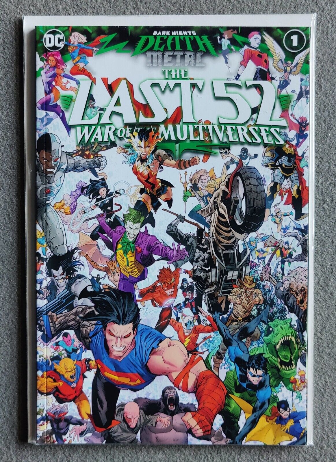 Dark Nights Death Metal The Last 52 War of the Multiverses 1A Cvr A Dan Mora